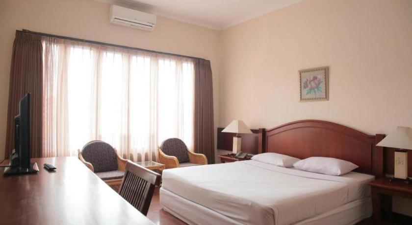 La Oma Hotel Lembang Ngoại thất bức ảnh