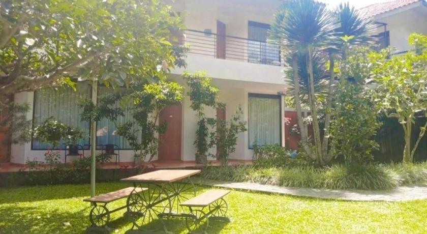 La Oma Hotel Lembang Ngoại thất bức ảnh