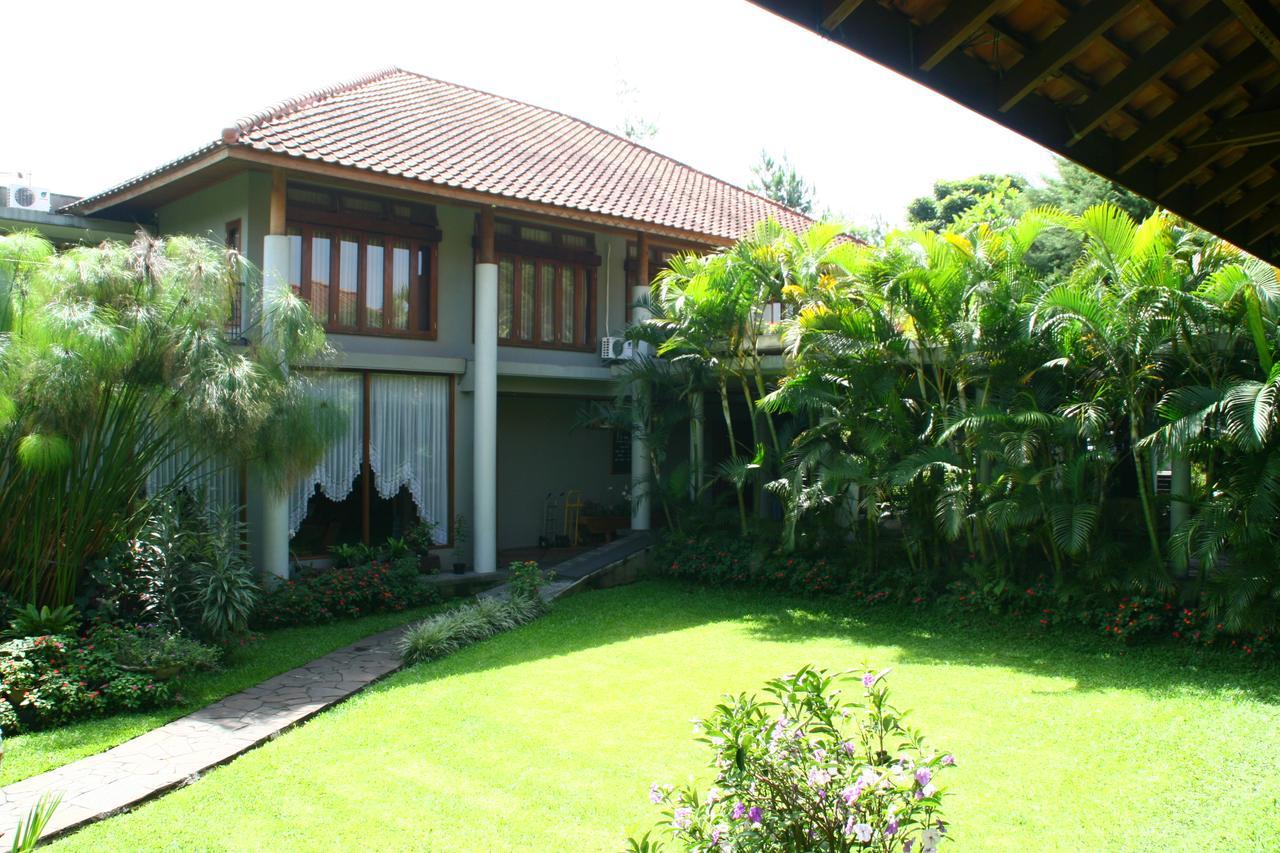 La Oma Hotel Lembang Ngoại thất bức ảnh