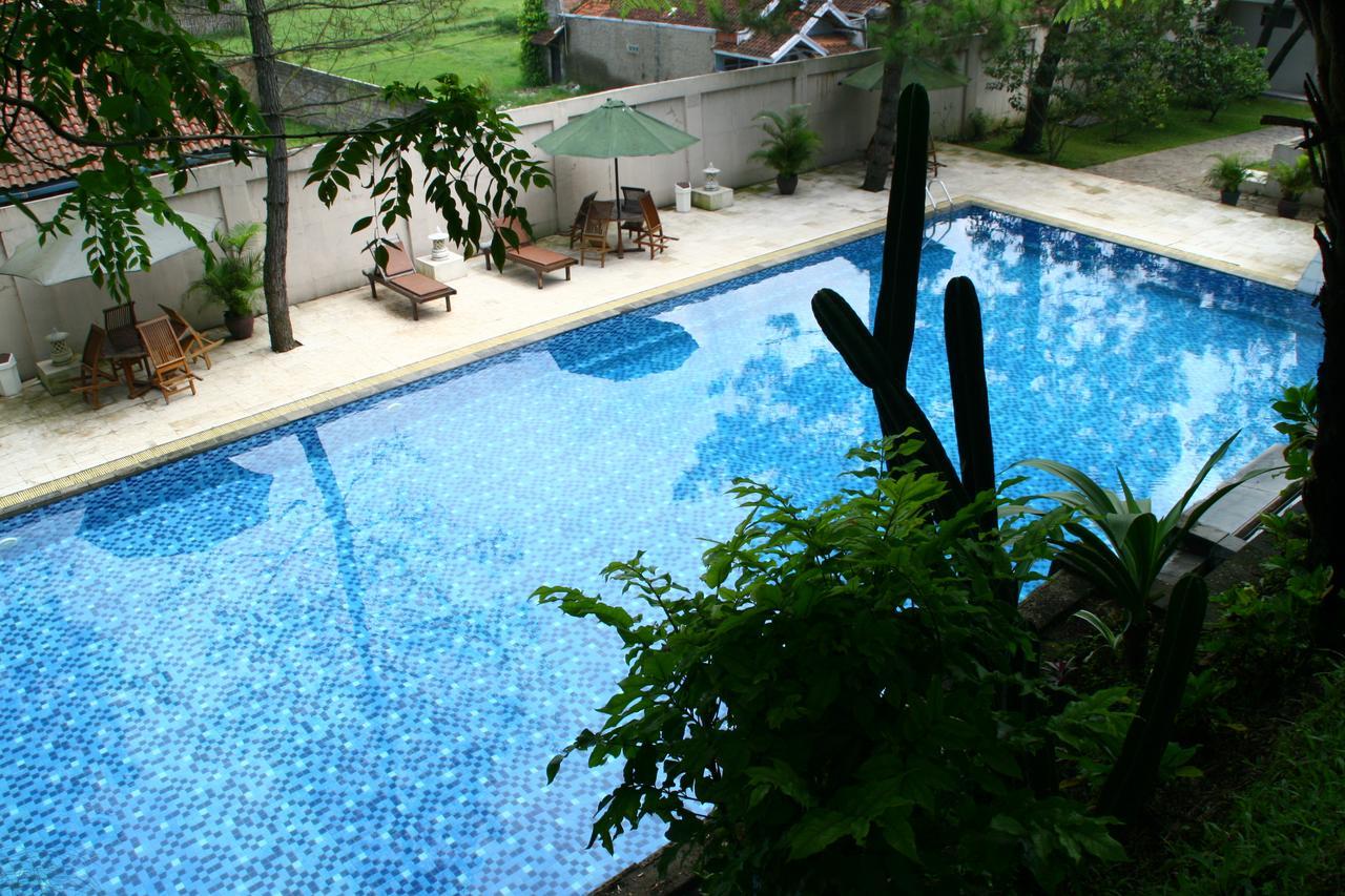 La Oma Hotel Lembang Ngoại thất bức ảnh