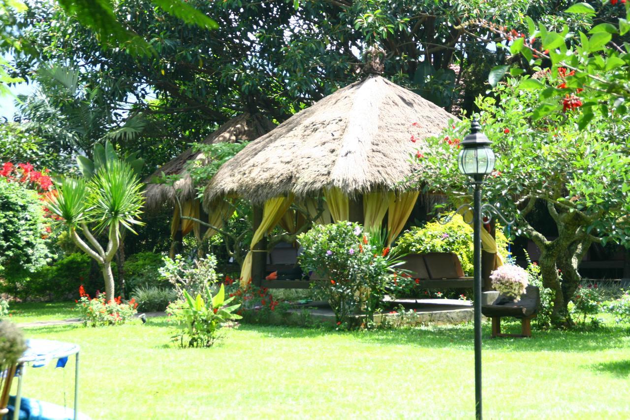 La Oma Hotel Lembang Ngoại thất bức ảnh