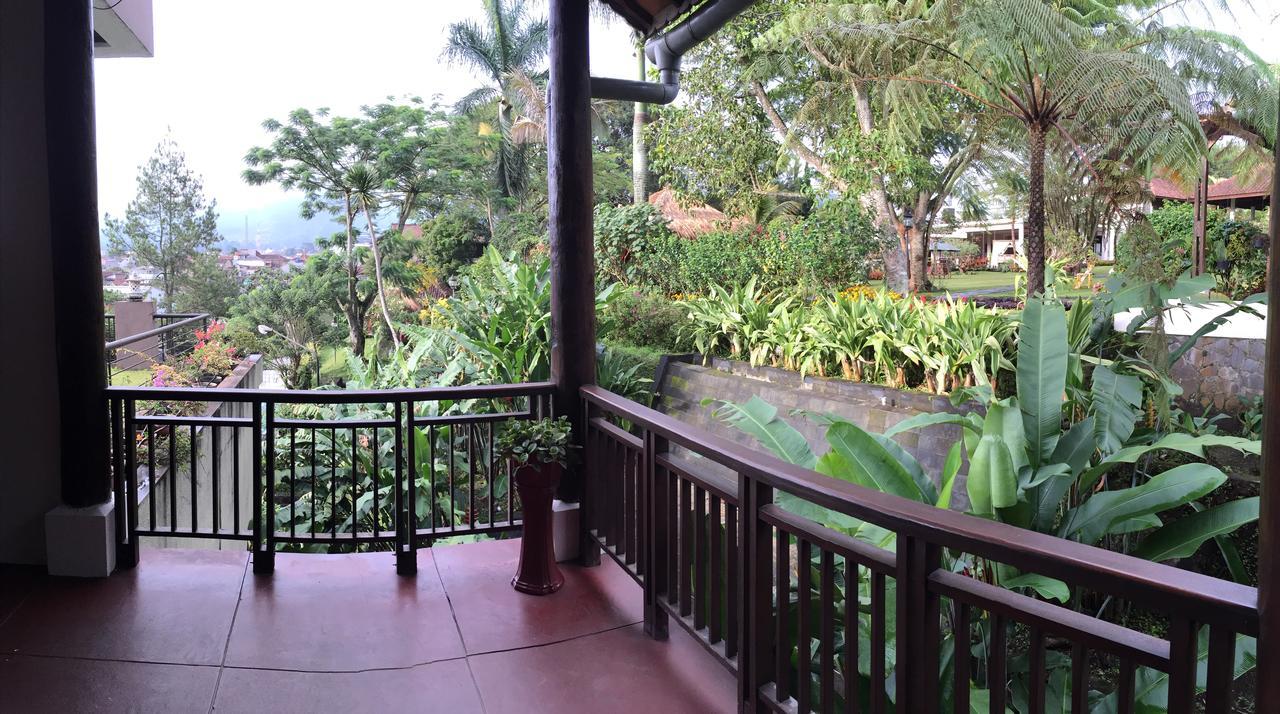 La Oma Hotel Lembang Ngoại thất bức ảnh