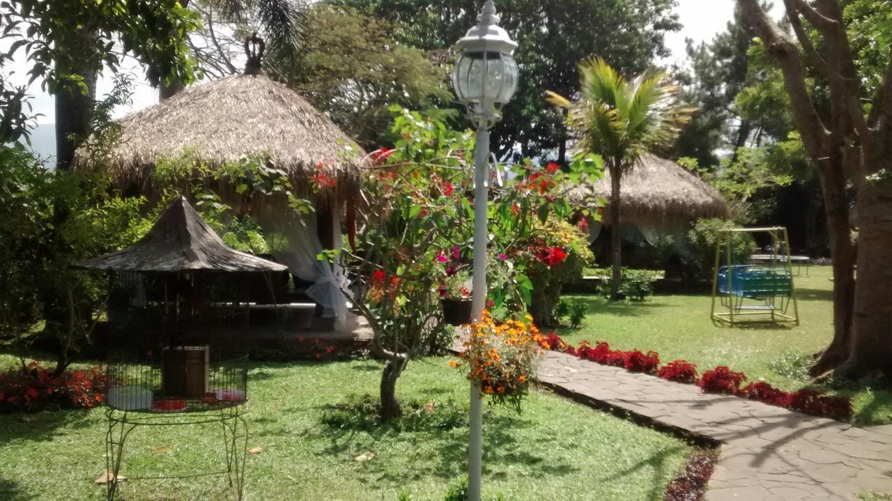 La Oma Hotel Lembang Ngoại thất bức ảnh