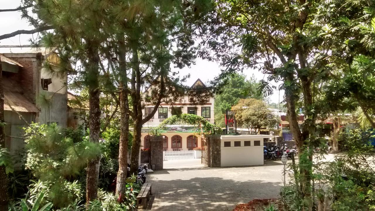 La Oma Hotel Lembang Ngoại thất bức ảnh