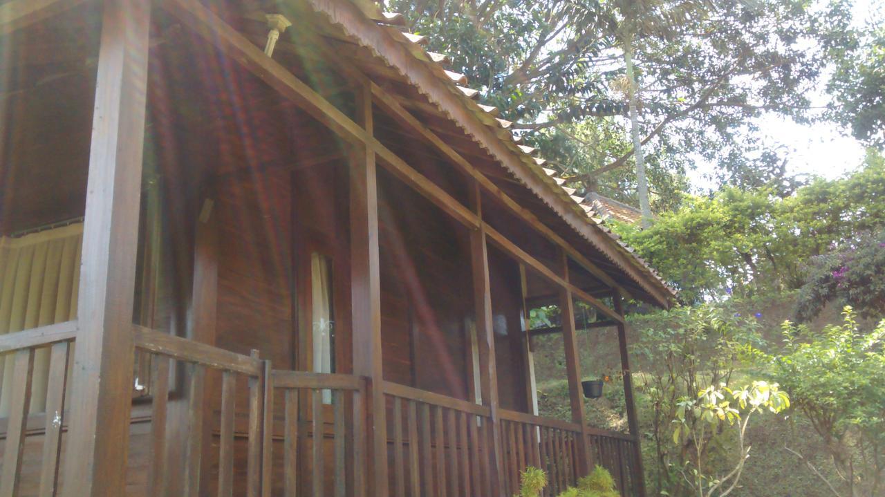 La Oma Hotel Lembang Ngoại thất bức ảnh